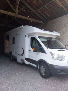 AUTOCARAVANA ROLLER TEAM