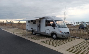 AUTOCARAVANA BURSTNER AVIANO i675